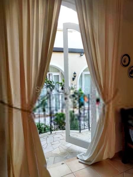 8 Bed Bungalow (Landed) for Sale in  Victoria Park Villas - Image 12